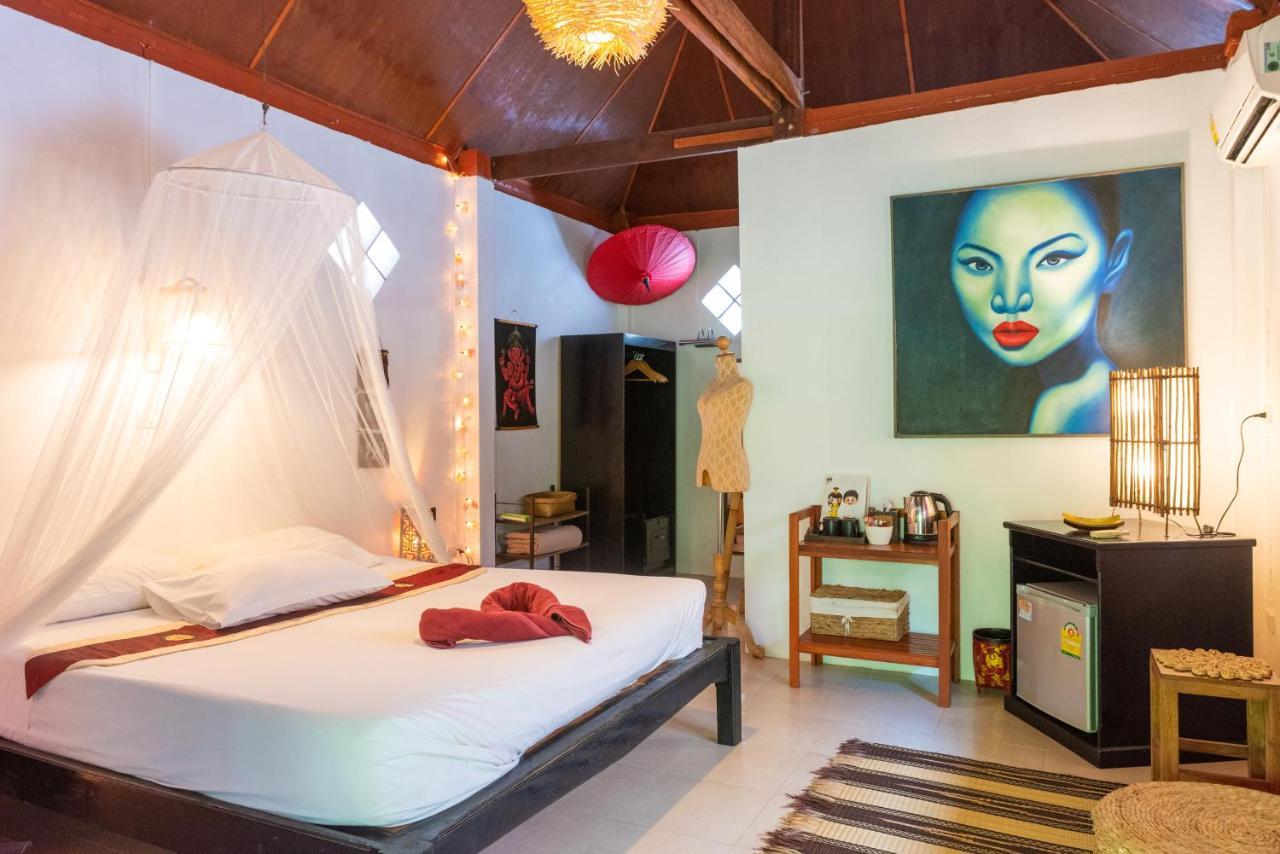 Alcove Resor 2*