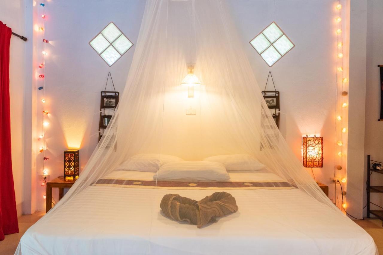 Resor Alcove 2*
